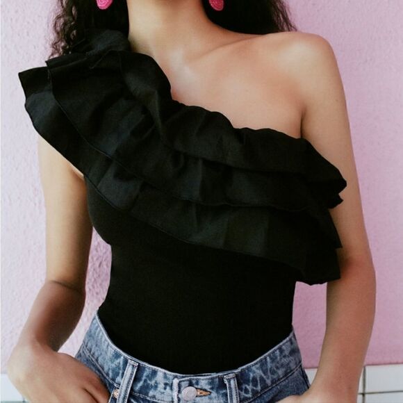 NWT ZARA RUFFLE VOLUMINOUS BODYSUIT ASYMMETRIC SIZE SMALL - Picture 3 of 7